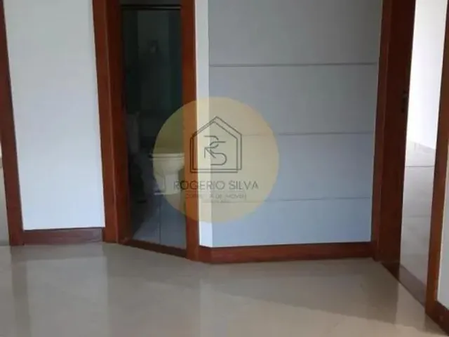 Imagem 11: Imóvel para Aluguel Possui 250 Metros Quadrados com 4 Quartos em Glória - Macaé - Rj