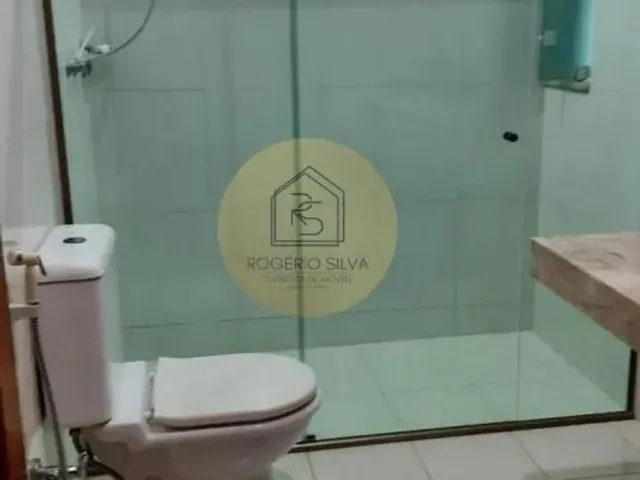 Imagem 4: Imóvel para Aluguel Possui 250 Metros Quadrados com 4 Quartos em Glória - Macaé - Rj