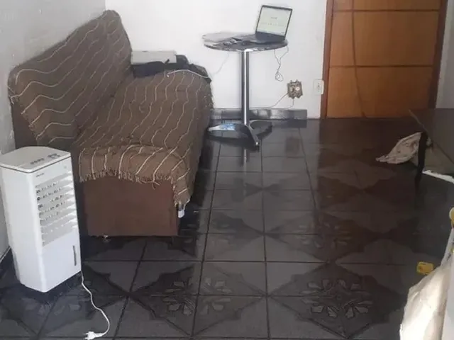 Imagem: Apartamento de 2 Quartos a Venda no Centro
