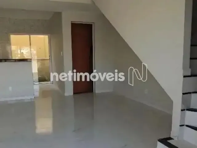 Imagem: Casa Geminada de 02 Quartos no Petrópolis