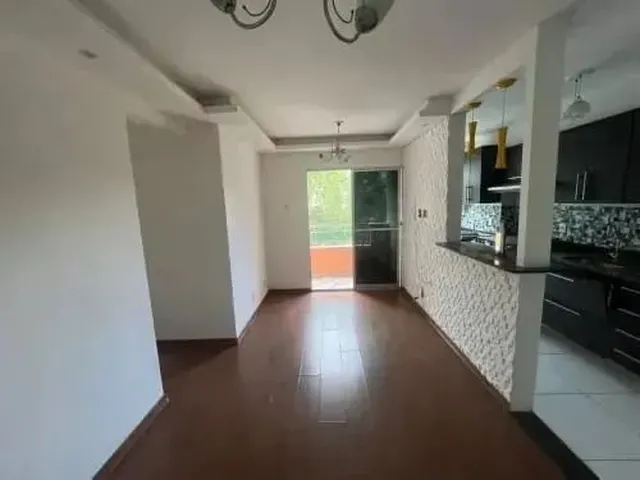 Imagem: O apartamento possui 3 Dormitórios, 1 Suíte, 1 Banheiro,