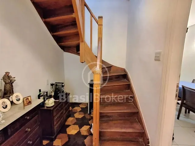 Imagem 8: Urca Belíssima Casa com 143 M²