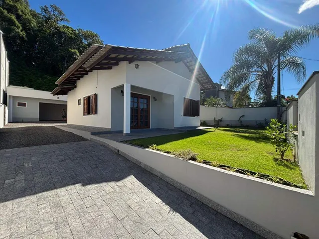 Imagem: Casa Residencial À Venda em Jaraguá do
