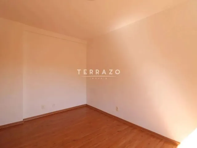 Imagem 9: Apartamento para Aluguel, 2 Quartos, 1 Suíte, 1 Vaga, Ermitage - Teresópolis/Rj
