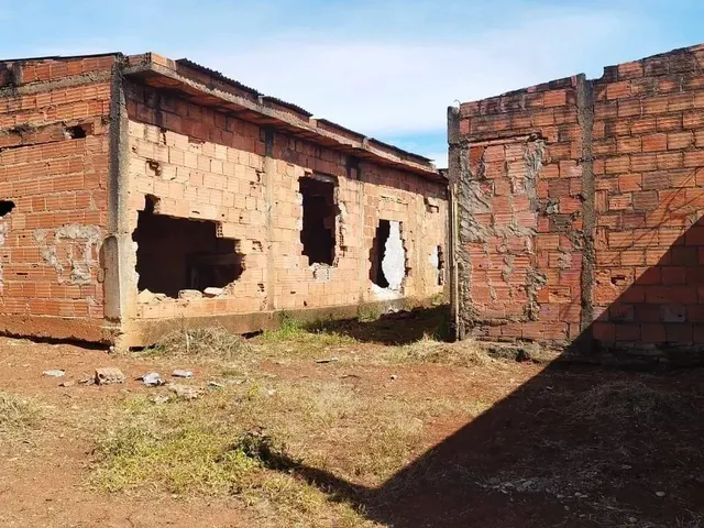 Imagem: Terreno À Venda no São Jorge em Uberlândia/Mg
