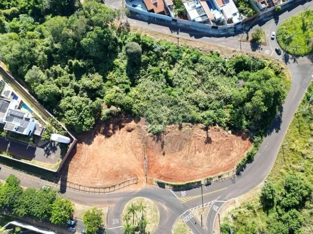 Imagem: Terreno À Venda, 1883 M² por R$ 1.300.000
