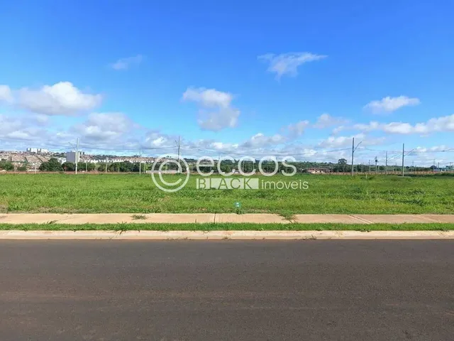 Imagem: Terreno em Condomínio À Venda, Manoel