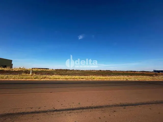 Imagem 5: Área com 1.000M² Disponível para Venda no Bairro Centro Empresarial Leste Em