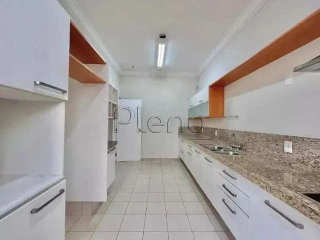 Imagem 4: Sobrado À Venda em Campinas, Jardim das Paineiras, com 4 Quartos, com 334 M²