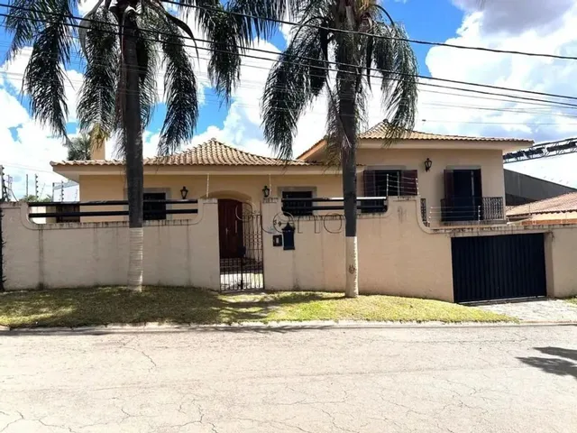 Imagem 2: Sobrado À Venda em Campinas, Jardim das Paineiras, com 4 Quartos, com 334 M²