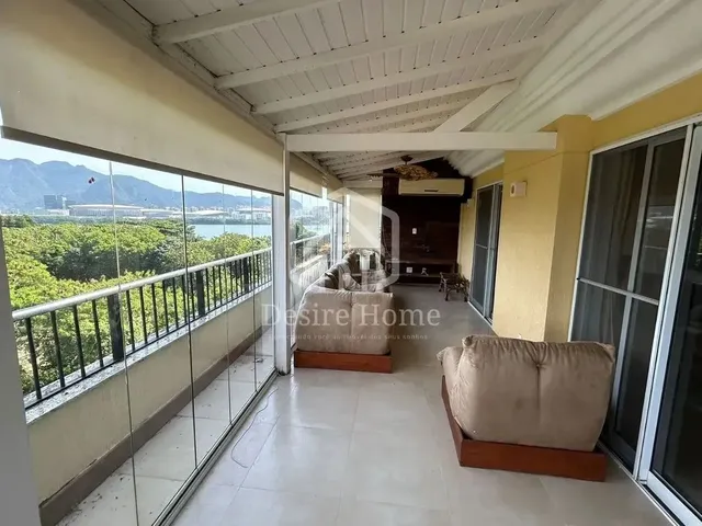 Imagem: Cobertura Duplex com 4 Dormitórios À Venda