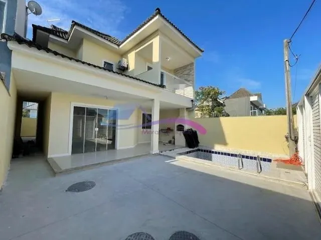 Imagem 1: Casa Triplex 4 Quartos em Vargem Pequena