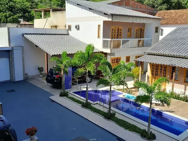 Imagem: Alugo Incrivel Casa Triplex Próximo a Praia