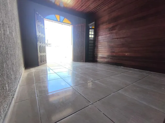 Imagem 3: Alugo: Casa 3 Quartos (1 Suíte) em Realengo - Reformada e Pet-Friendly! R$ 1.300
