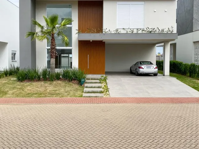 Imagem 2: Casa com 3 Suítes no Condomínio Nelsi Haas