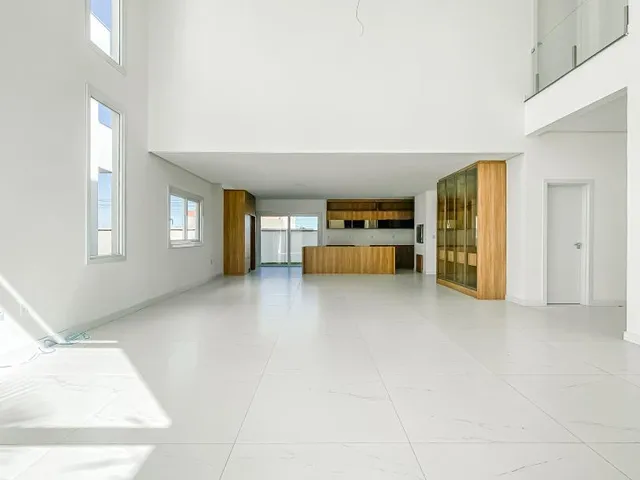 Imagem 4: Casa com 3 Suítes no Condomínio Nelsi Haas