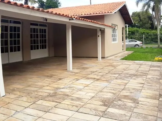 Imagem 3: Pé na Areia da Praia da Daniela em Florianópolis! Dois Minutos de Jurerê Internacional