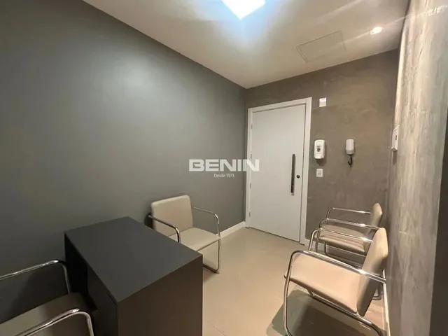 Imagem 4: Excelente Sala Comercial Mobiliada, com 30 M2 de Área Privativa, com 01 Banheiro e Box