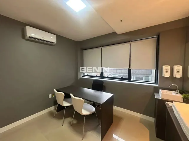 Imagem 6: Excelente Sala Comercial Mobiliada, com 30 M2 de Área Privativa, com 01 Banheiro e Box