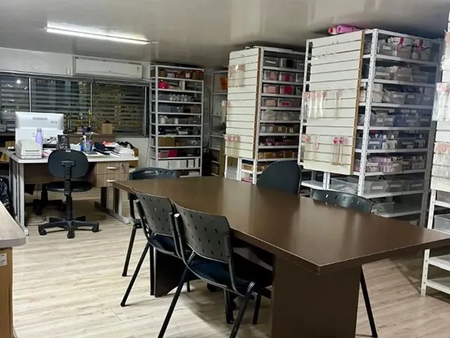 Imagem 5: Loja de Acessórios e Moda Feminina em Campo Bom