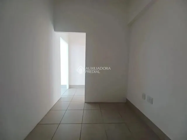 Imagem 4: Sala Comercial Galpão / depósito com aluguel por R$850 /mês