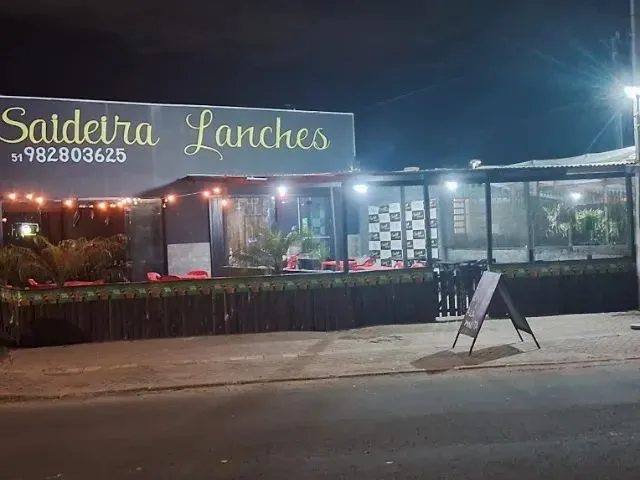 Imagem: O depósito possui 2 Banheiros e está localizado em Parque