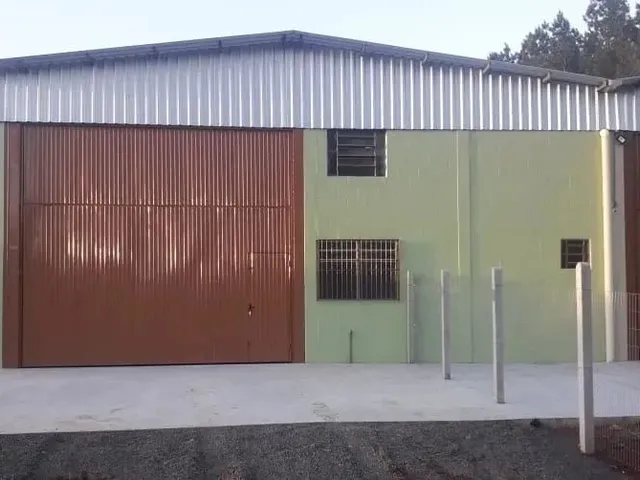 Imagem 6: Prédio Comercial no Centro de Capela de Santana/Rs