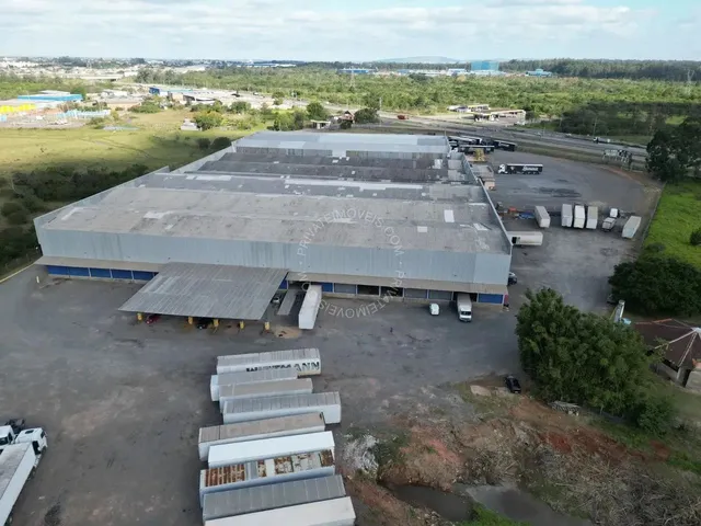 Imagem 3: Pavilhão para Locação com 4.050M² e 5 Docas para Carga e Descarga I Rs 118 Em