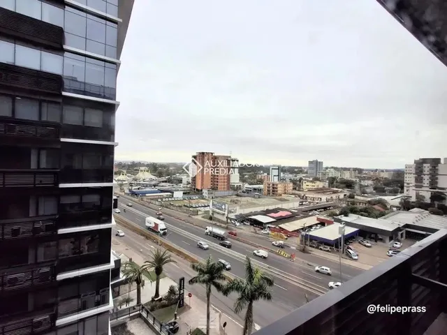 Imagem 11: Sala Comercial Mobiliada, Andar Alto com Vaga Coberta no Max Plaza