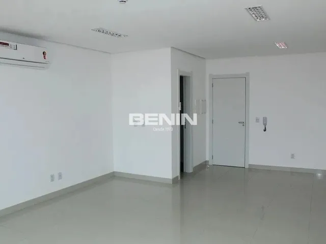 Imagem 5: Benin Aluga com Exclusividade Salas Comerciais com 35M² de Área Privativa, Em