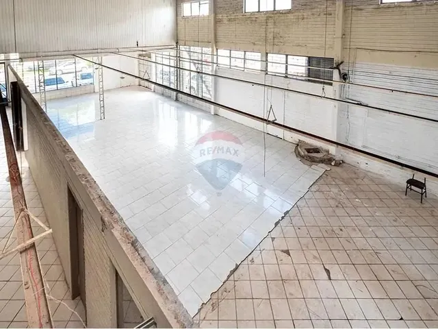 Imagem 10: Prédio Comercial Próximo da Rua Portão