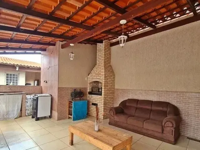 Imagem 14: Oportunidade Única! Linda Casa com Piscina! 3Quartos! 400M²! Localização