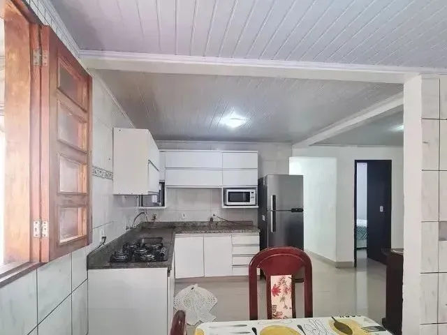 Imagem 3: Oportunidade Única! Linda Casa com Piscina! 3Quartos! 400M²! Localização