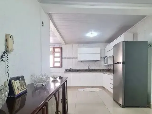 Imagem 15: Oportunidade Única! Linda Casa com Piscina! 3Quartos! 400M²! Localização
