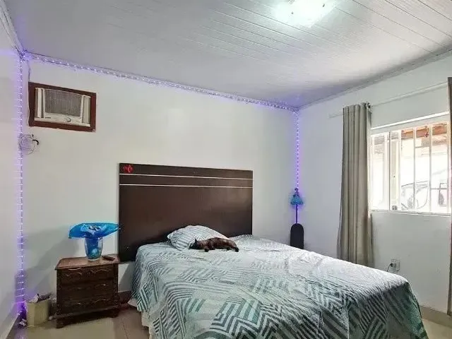 Imagem 12: Oportunidade Única! Linda Casa com Piscina! 3Quartos! 400M²! Localização