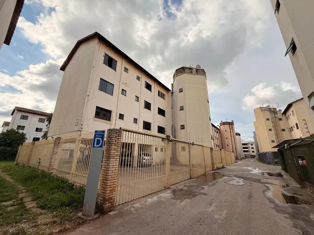 Imagem: O apartamento possui 3 Dormitórios, 3 Banheiros, 2 Vagas