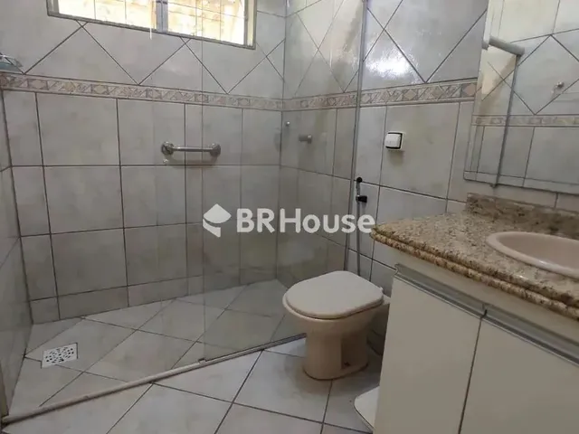 Imagem 10: Imóvel com 2 Casas Construídas em Terreno de 805M² , em Condomínio , Área