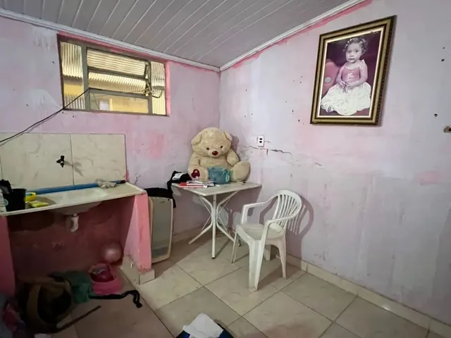 Imagem 7: Agio de Casa 2 Quartos! com Casa de Fundos! Qnp 32 Psul! Aceitamos Carro na Troca!
