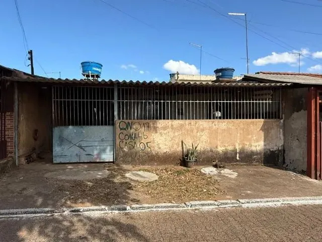 Imagem: Casa 3Q na Qno 17 - Oportunidade!