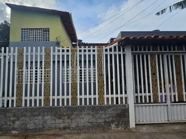 Imagem: Vende-Se Um Imóvel com 3 Casas na Qd 05