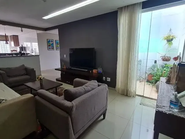 Imagem 10: Vende-Se Um Prédio na Qd 14 do Setor Leste