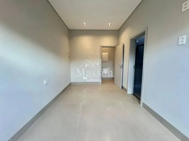 Imagem 2: Conjunto 6 - Suíte - Vaga/Garagem