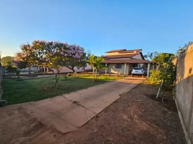 Imagem: Vende Ou Troca - Casa Térrea Ampla de Laje
