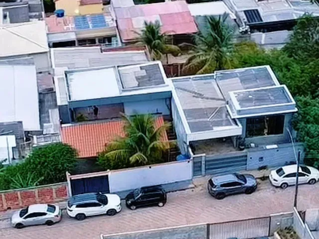 Imagem: Arniqueira Conj 4, Casa 3 Qts 2 Suites