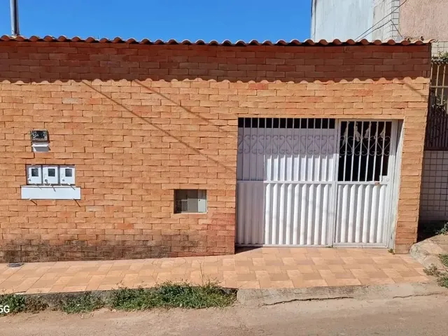 Imagem: Casa À Venda com 3 Quartos no Bairro Setor