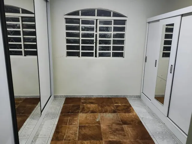 Imagem 12: Casa em Avenida Comercial Principal de Samambaia Norte