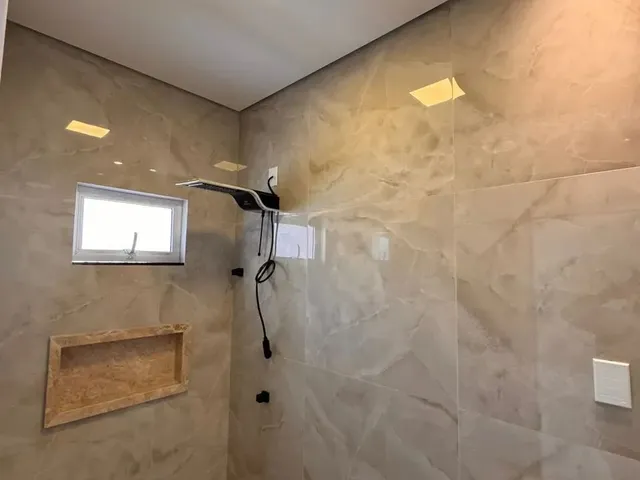 Imagem 13: Casa em Condomínio Exclusiva com 3 Suítes