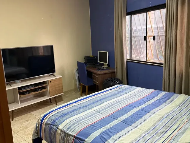 Imagem 4: Prédio Comercial e Residencial-Apartamento de 3 Quartos e 3 Lojas