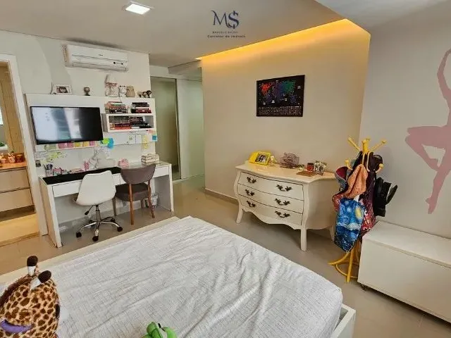 Imagem 2: Apto Duplex- 245M2- 4 Suites-4 Vagas