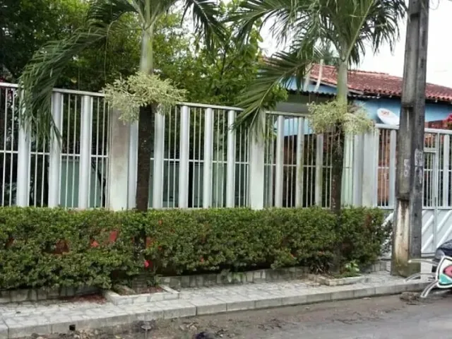 Imagem: Casa com 3 Dormitórios À Venda, 330 M²